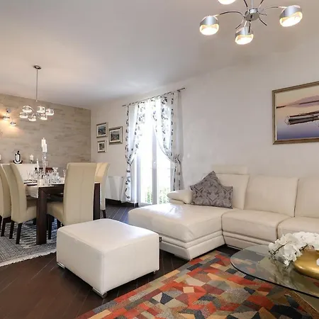 بيت للعطل Poolincluded - Villa Belissima *