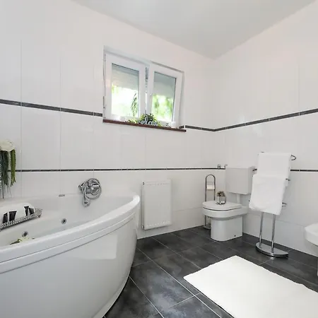 بيت للعطل Poolincluded - Villa Belissima *