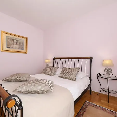 Poolincluded - Villa Belissima Pridraga